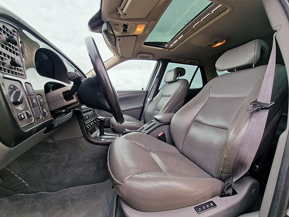 Saab 9-5 8 of 23