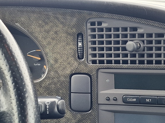 Saab 9-5 23 of 23