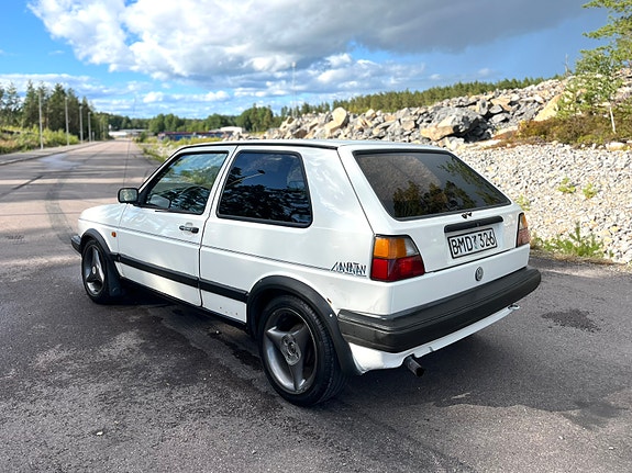 Volkswagen Golf II 3 of 5