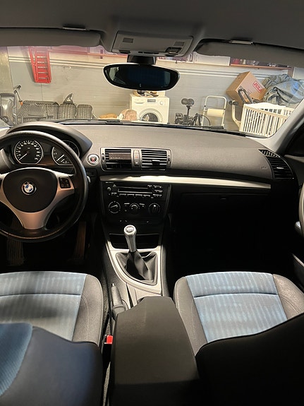 BMW 120i 5 of 5