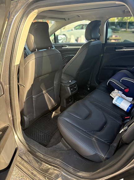 Ford Mondeo 3 of 9