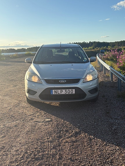 Ford Focus 3 of 5