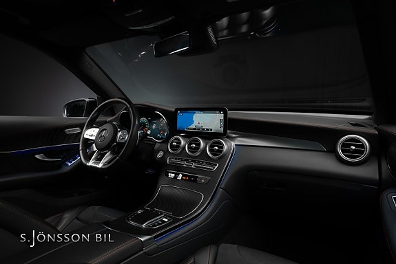 Mercedes-Benz GLC43 13 of 20