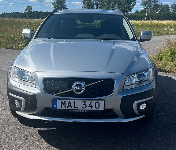 Volvo XC70 3 of 5