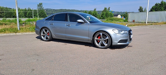 Audi A6 2 of 5