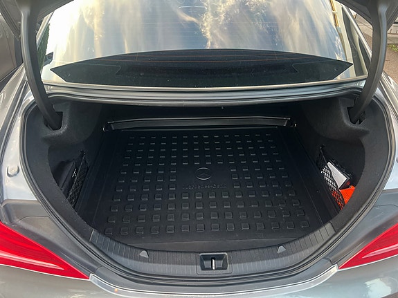 Mercedes-Benz CLA250 24 of 24