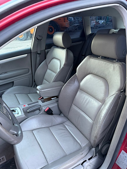 Audi A4 5 of 5