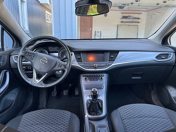 Opel Astra 11 of 16