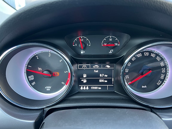 Opel Astra 12 of 16
