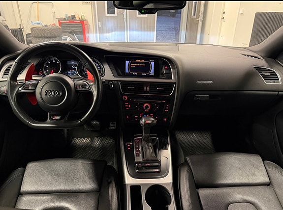 Audi A5 4 of 5