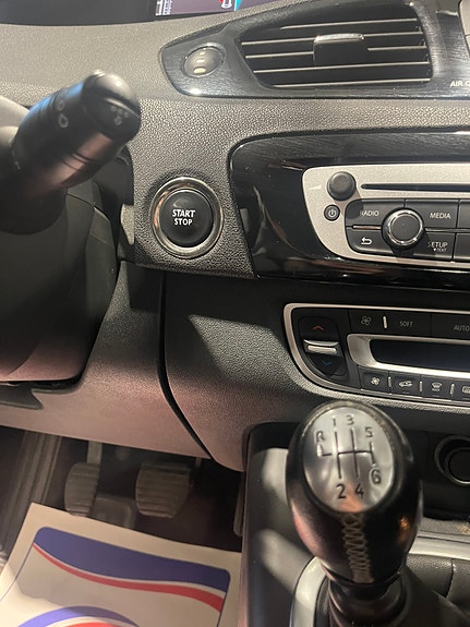 Renault Scenic III 10 of 14
