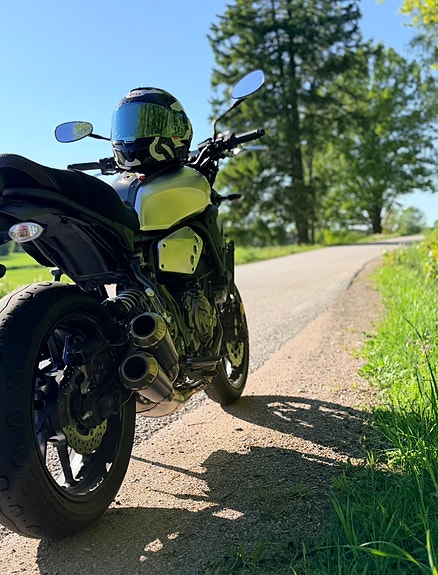 Yamaha XSR700 4 of 5