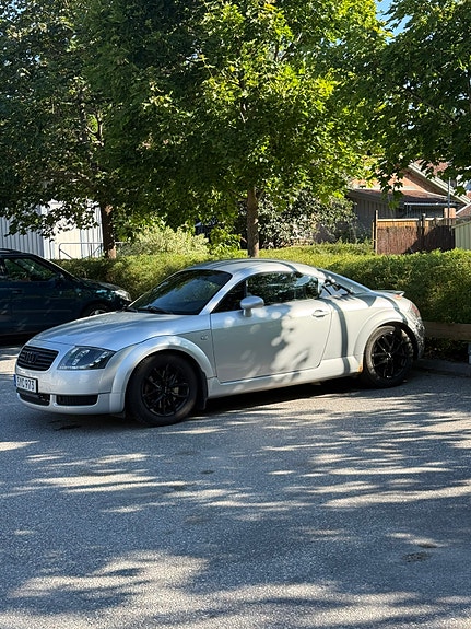 Audi TT 5 of 5