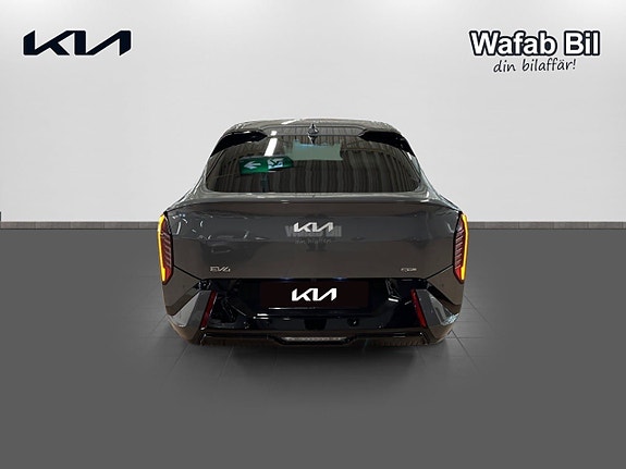 Kia EV4 5 of 17