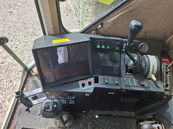 Claas Dominator 78s skördetröska 10 of 12