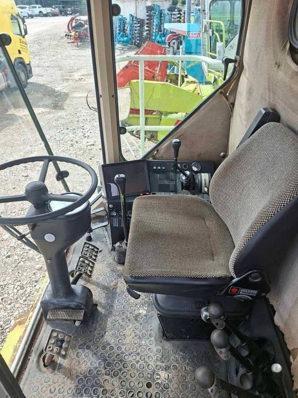 Claas Dominator 78s skördetröska 8 of 12
