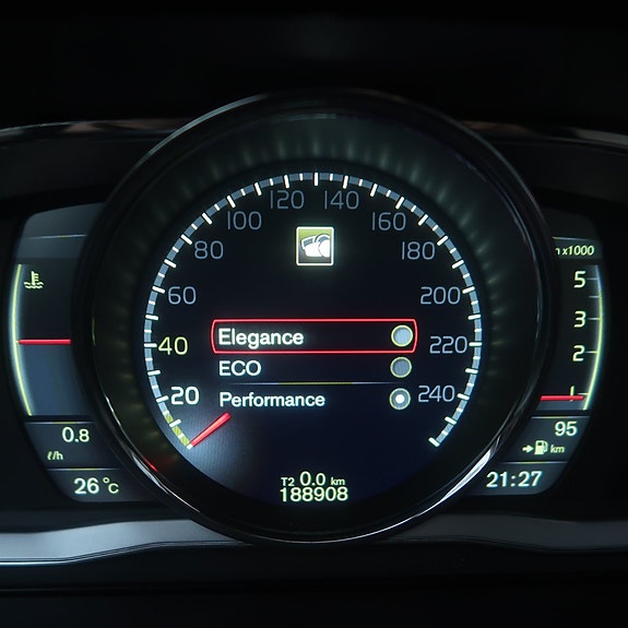 Volvo XC60 21 of 27