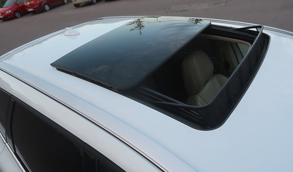Volvo XC60 10 of 27