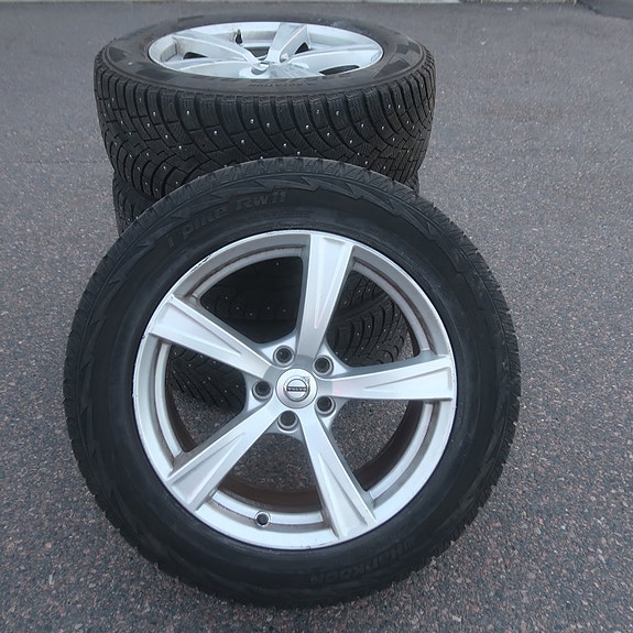 Volvo XC60 24 of 27
