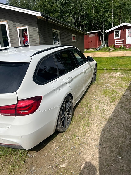 BMW 320d 5 of 5
