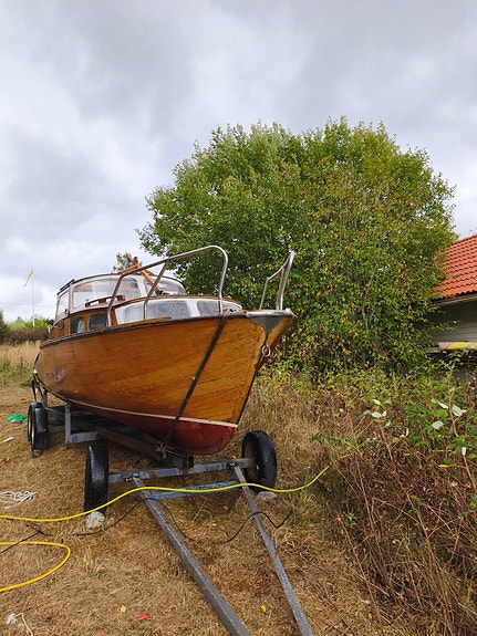 Klassisk träbåt ca 8 m – Felicia – Volvo Penta 2 of 7