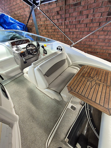 Chaparral 250 Signature 2008 Volvo penta D4 5 of 5