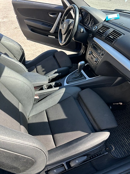 BMW 120d 3 of 4