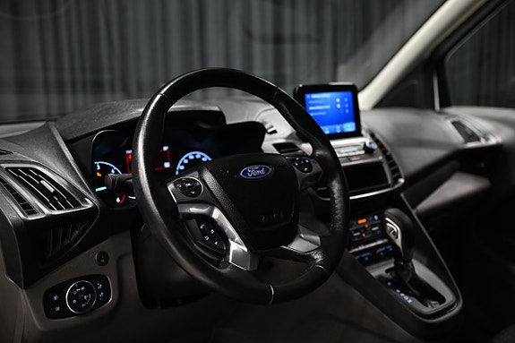 Ford Transit Connect 15 of 30