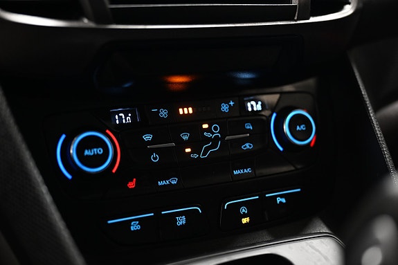 Ford Transit Connect 23 of 30