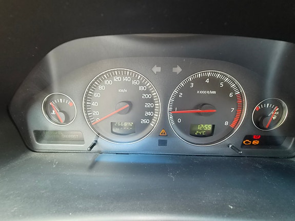 Volvo V70 5 of 5