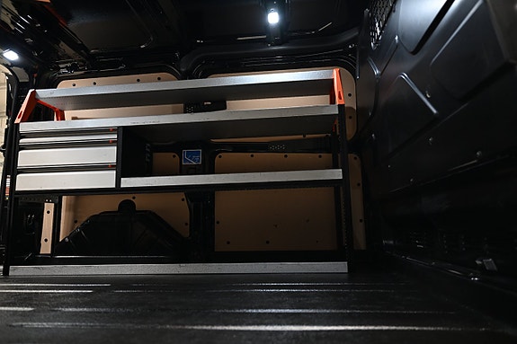 Ford Transit Custom 15 of 30
