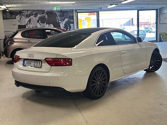 Audi A5 3 of 12