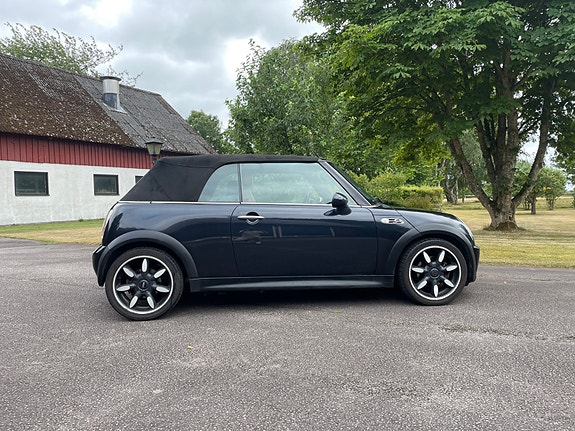 MINI Cooper S 7 of 10