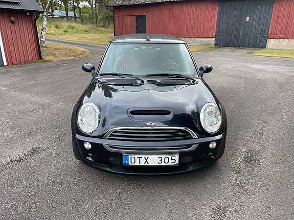 MINI Cooper S 6 of 10