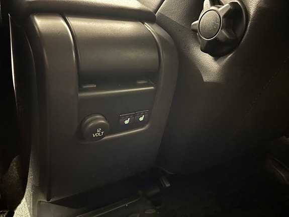 Volvo XC60 22 of 30
