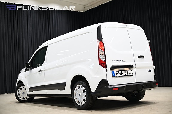 Ford Transit Connect 4 of 28