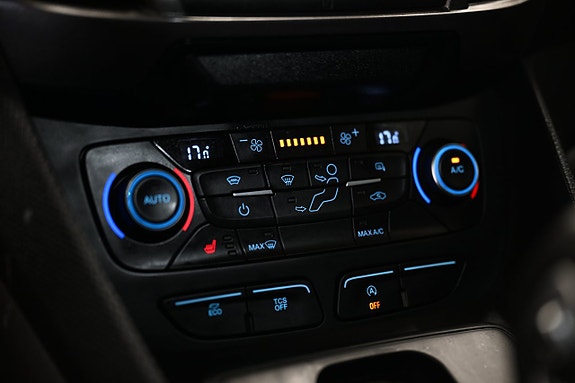 Ford Transit Connect 20 of 28