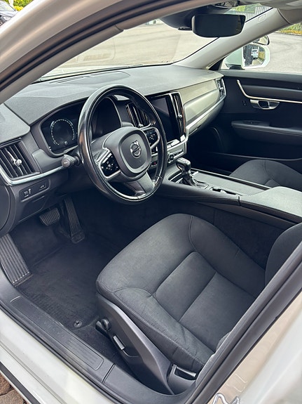 Volvo V90 5 of 6