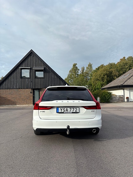 Volvo V90 3 of 6
