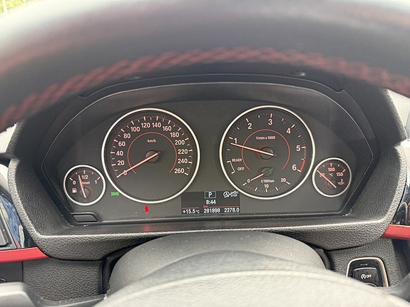 BMW 320d 7 of 15
