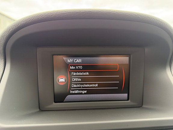 Volvo V70 26 of 30