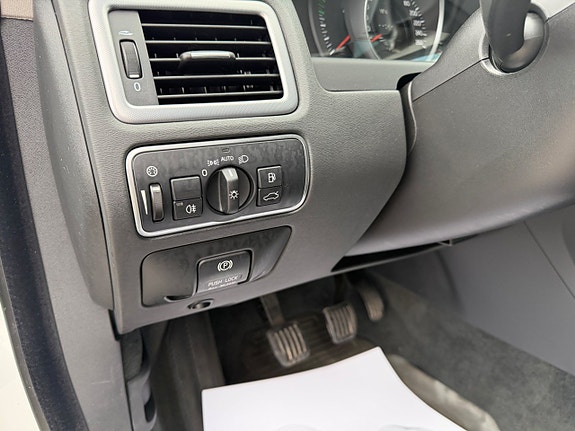 Volvo V70 14 of 30