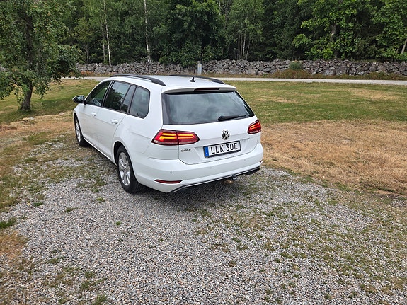 Volkswagen Golf VII 2 of 5