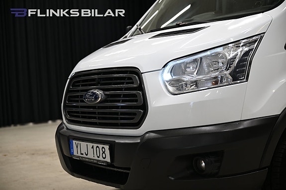 Ford Transit 11 of 25