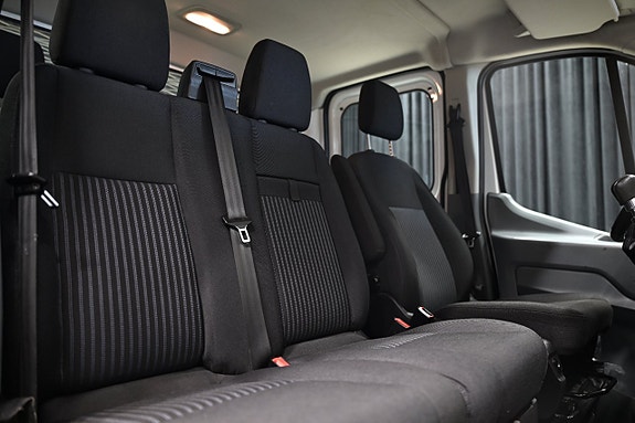 Ford Transit 24 of 25