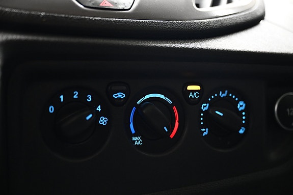 Ford Transit 16 of 25