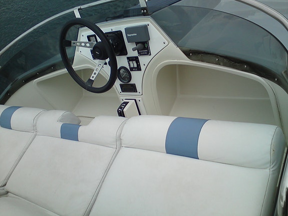 Coronet 280 Fly 20 of 21
