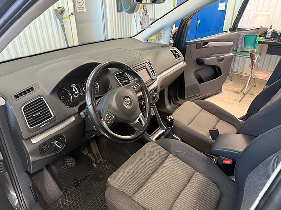 Volkswagen Sharan 5 of 5