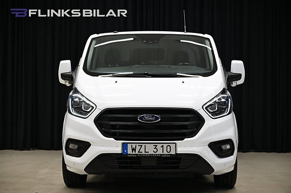 Ford Transit Custom 16 of 29