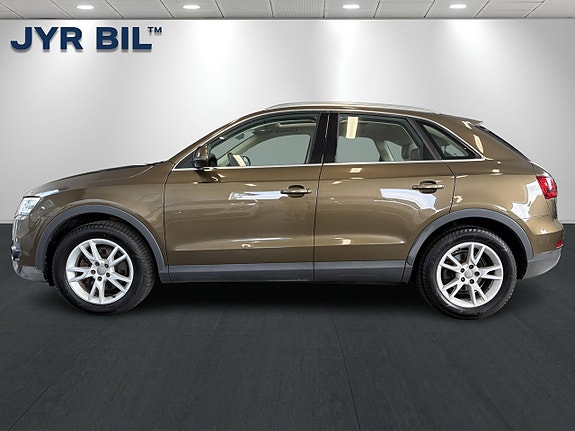 Audi Q3 6 of 21